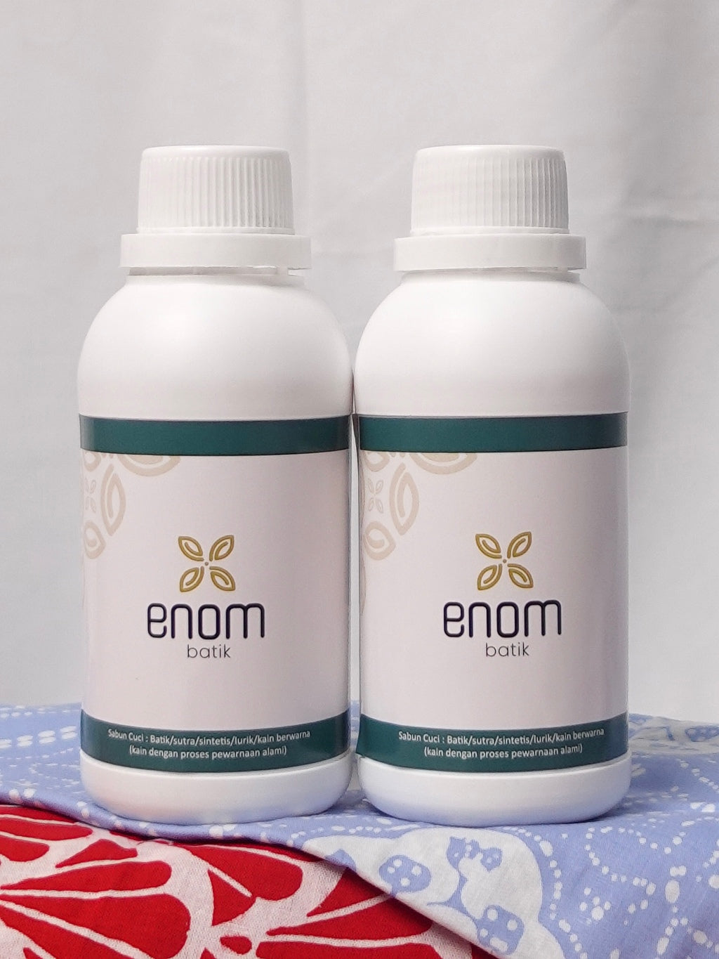 Batik ENOM - Sabun Lerak Cair Cuci Kain Batik - Lerak 300ml - Pencuci Batik Tradisional
