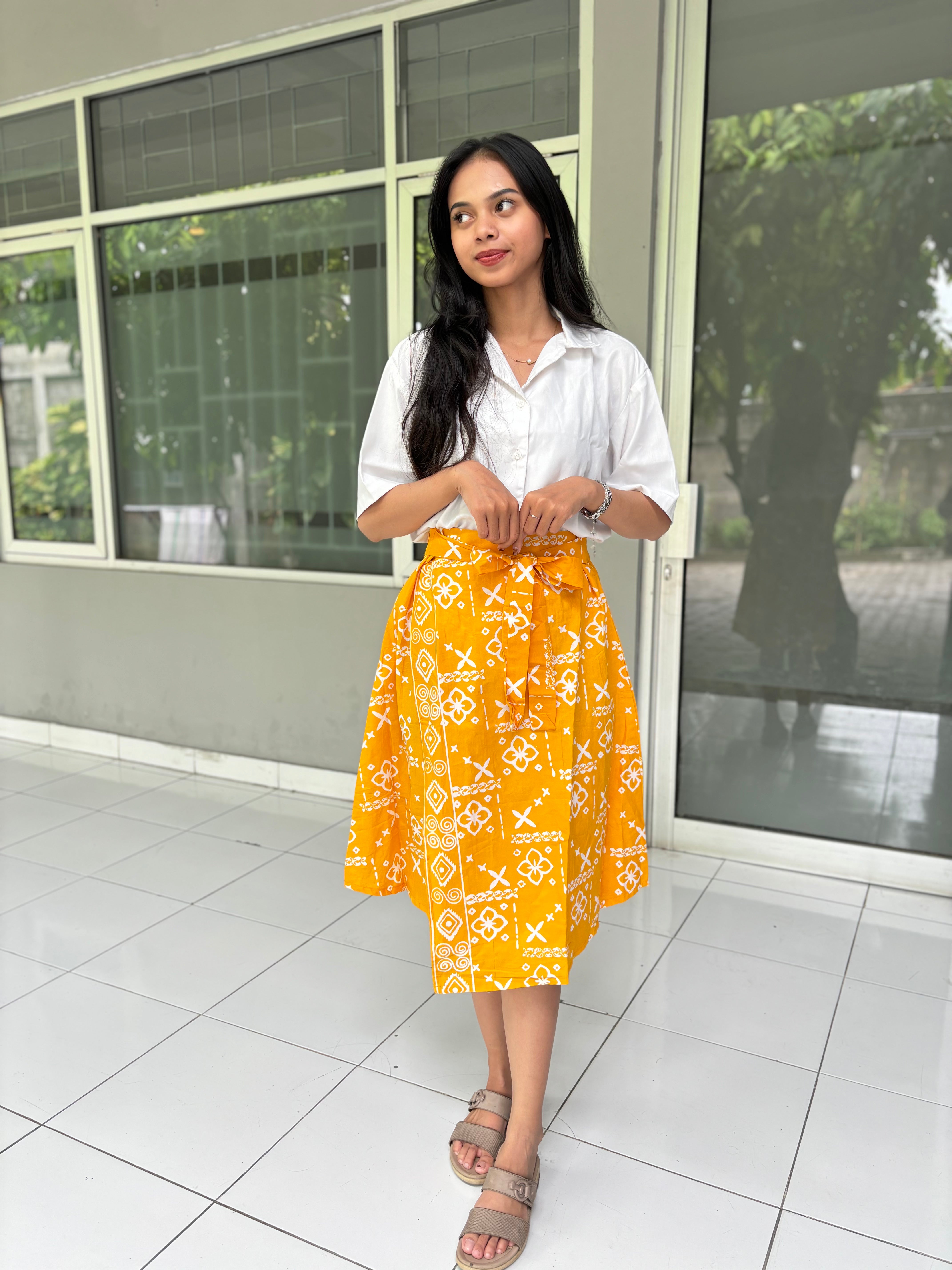 Batik ENOM - Blus Hanna & Rok Vara - Atasan batik wanita - Rok Pendek Bahan Katun