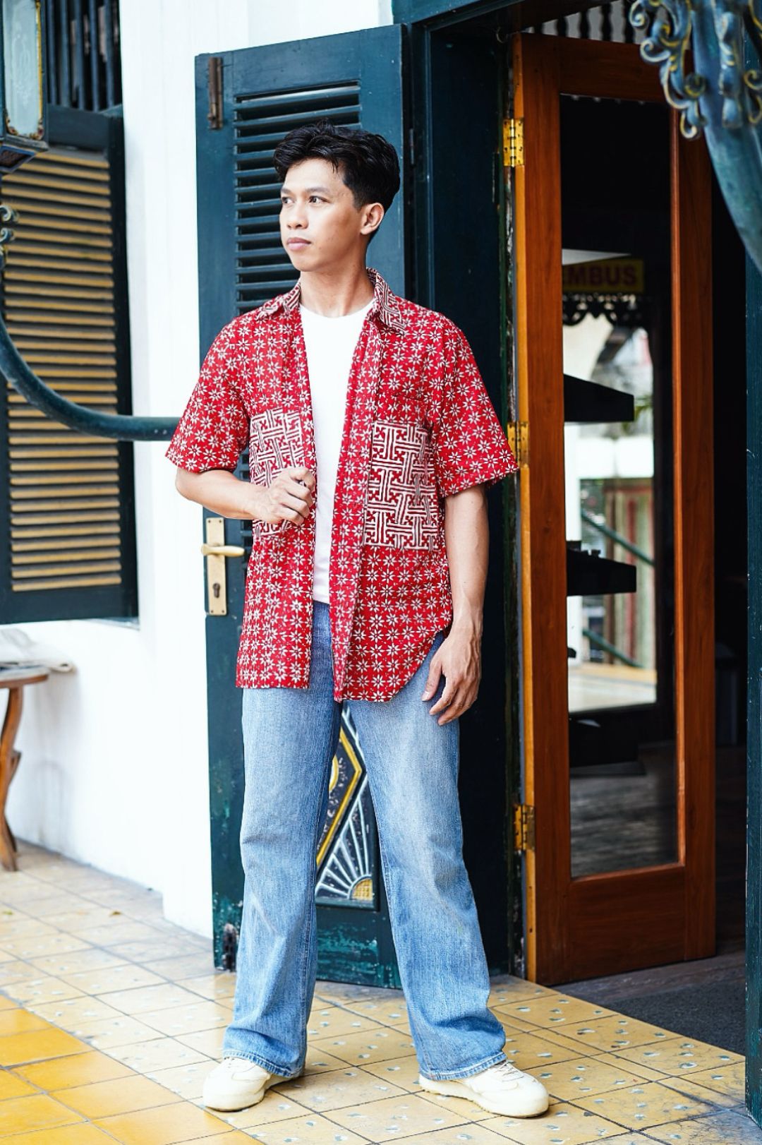 Batik ENOM - Rume Shirt -  Batik Cap Bahan Katun - Baju Natal - Kemeja Batik Modern Pria -  Sorai Series
