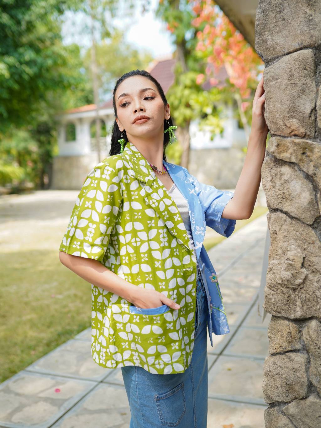Batik ENOM - Outer Saras Batik Cap Bahan Katun - Outer Wanita Lengan Pendek Saujana Series