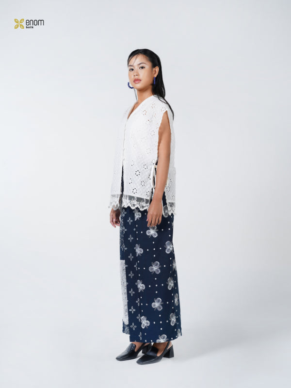 Batik ENOM - Blouse GAUNG SERAYA / Rhea Noura - Blouse Batik Cap Premium