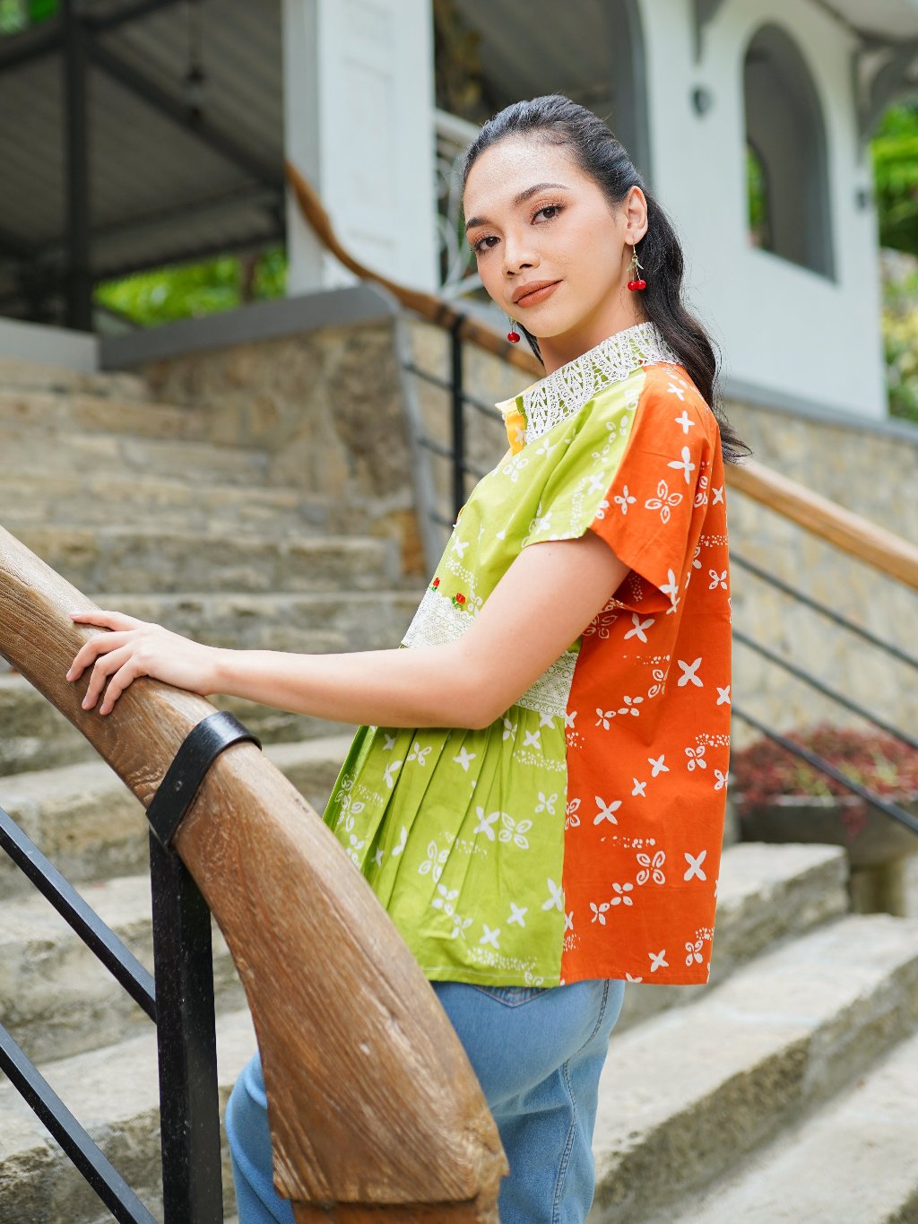 Batik ENOM - Blus Shara  Batik Cap Bahan Katun - Baju Batik Wanita Modern - Batik Wanita Premium Saujana Series