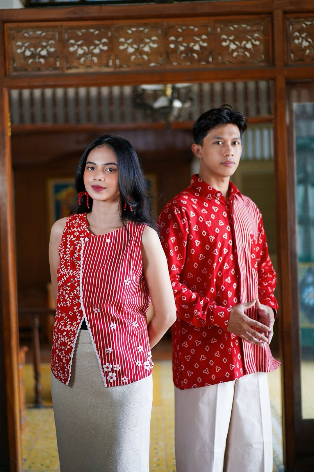 Batik ENOM - Kemeja Ravaya - Batik Cap Bahan Katun - Baju Natal -Kemeja Batik Pria Lengan Panjang - Sorai Series