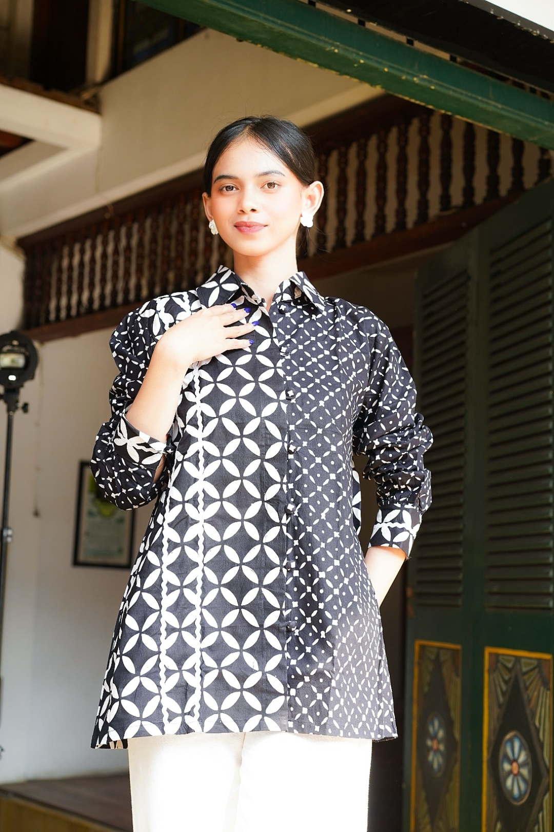 Batik ENOM - Blouse Shakira & Shania - Batik Cap Bahan Katun - Blouse Atasan Batik Wanita - Onyx Series