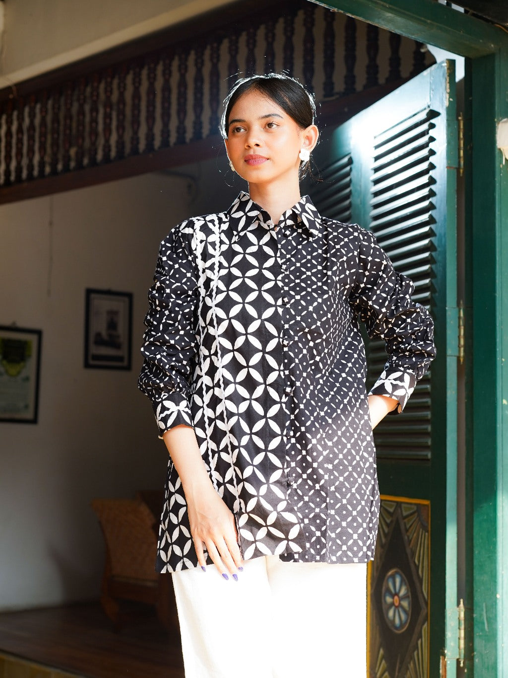 Batik ENOM - Blouse Shakira & Shania - Batik Cap Bahan Katun - Blouse Atasan Batik Wanita - Onyx Series