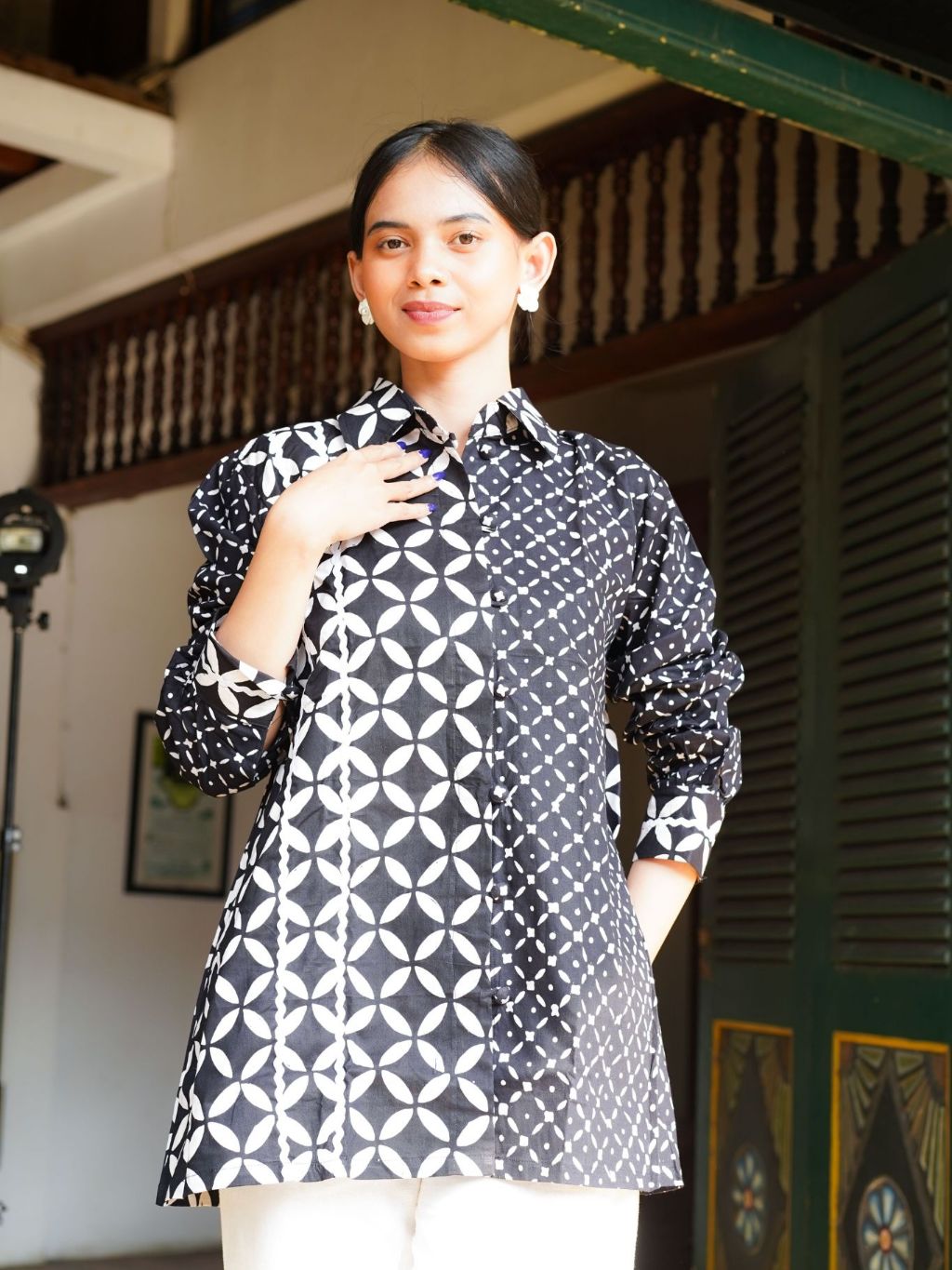 Batik ENOM - Blouse Shakira & Shania - Batik Cap Bahan Katun - Blouse Atasan Batik Wanita - Onyx Series