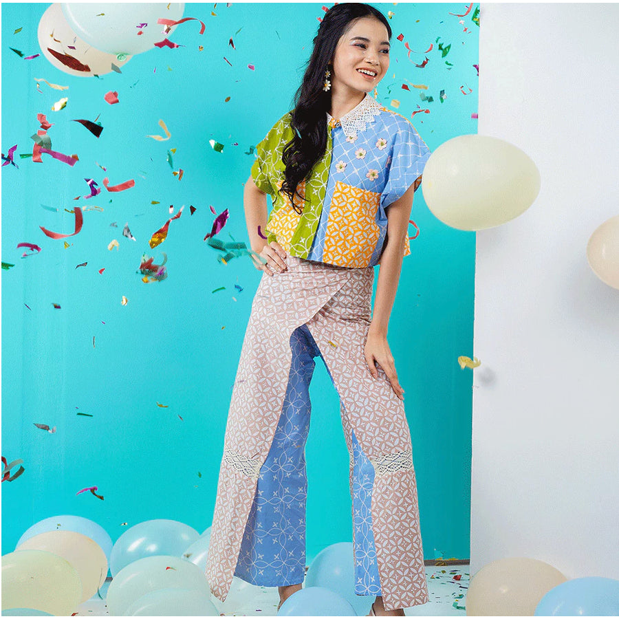 Arumi, Sines & Vira | Set Blouse dan Celana Kulot Batik Wanita | Pijar