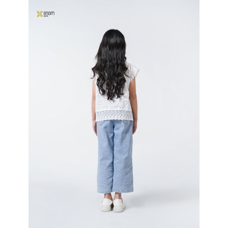 Blouse Kid's Sleeveless White Cotton Embroidery Gaung Seraya Lail Z11584