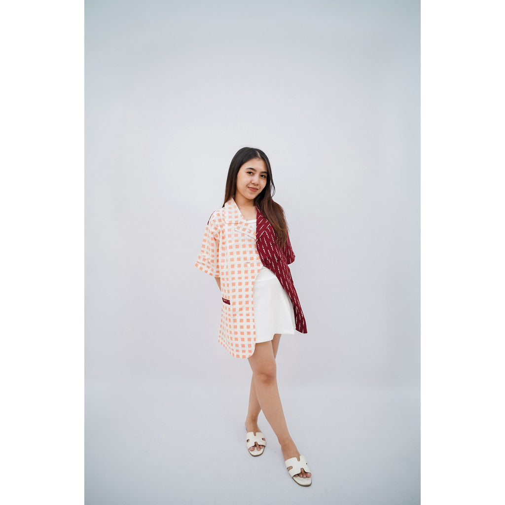 Batik ENOM - Shasa / Blazer Kemeja Batik Wanita Modern Motif Kombinasi Maroon White Casual