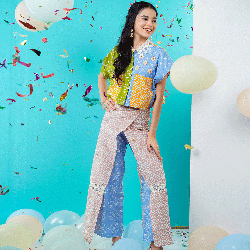 Arumi, Sines & Vira | Set Blouse dan Celana Kulot Batik Wanita | Pijar