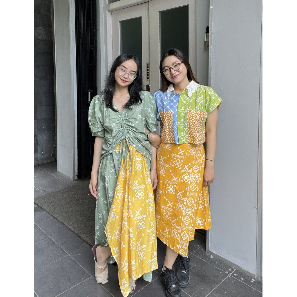 Arumi, Sines & Vira | Set Blouse dan Celana Kulot Batik Wanita | Pijar