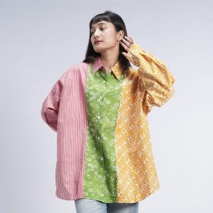 blouse batik wanita modern cocok untuk kaum gen z yang ingin tampil beda dengan batik